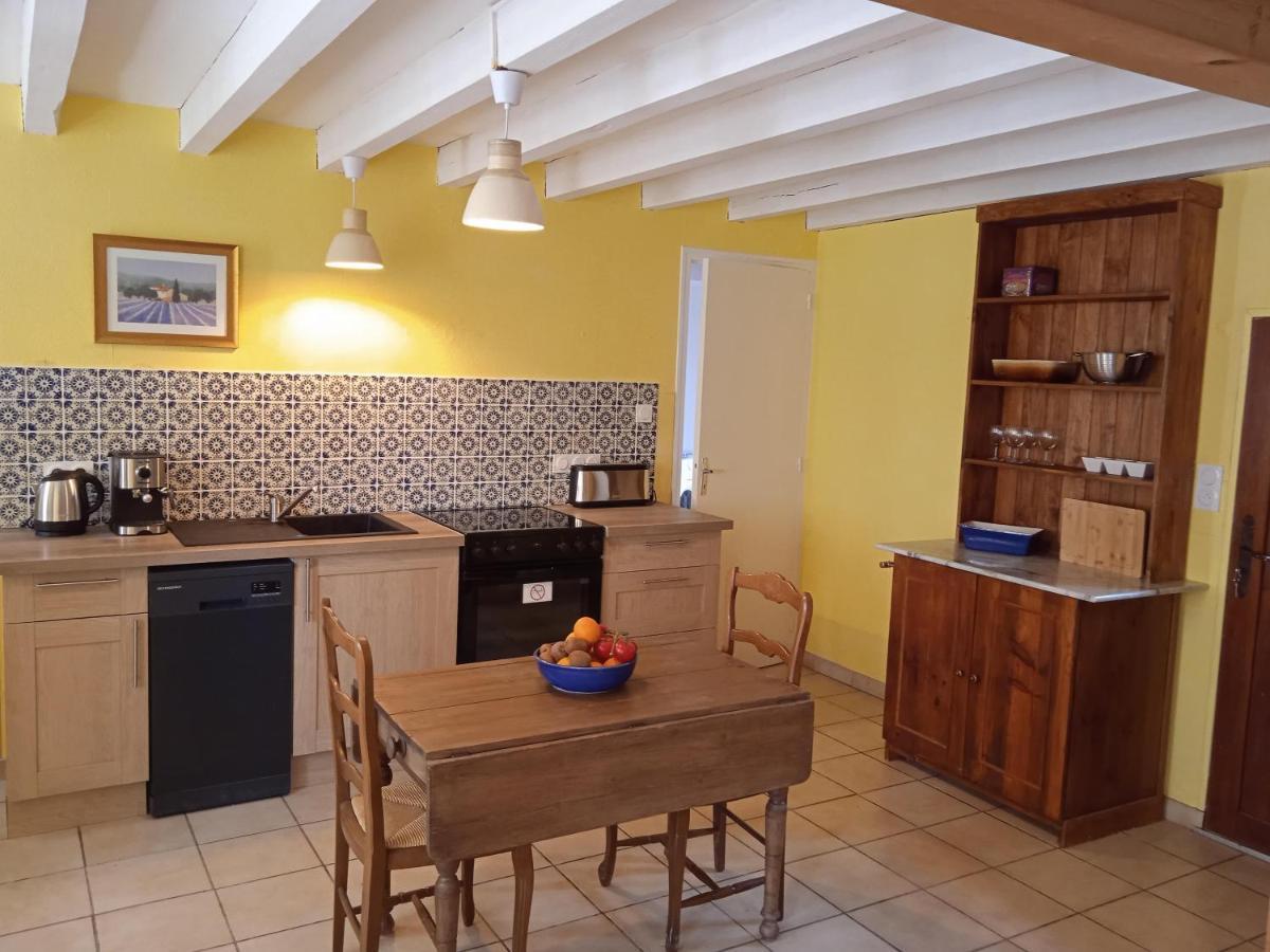Sillé-le-Guillaume Charming Detached 2 Bedroom Ancient House In Medieval Quarter Of A Small Town In The Pays De La Loire, France מראה חיצוני תמונה